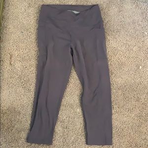 Victoria’s Secret Capri leggings